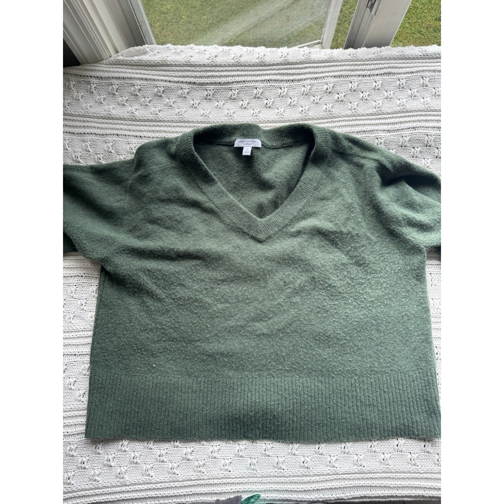 025 Green And Taylor Sweater Size Large Warm And Comfy